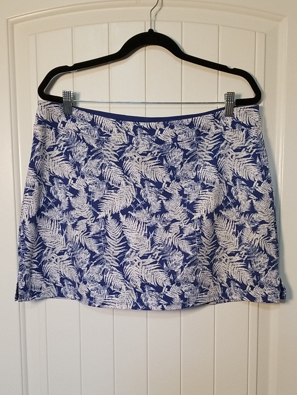 Tranquility by Colorado Clothing Navy and White Printed Skirt W/shorts Size XL